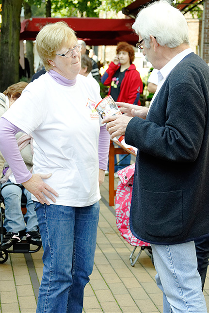 aktion_in_der_koenigsstrasse_8_20120716_1715686820